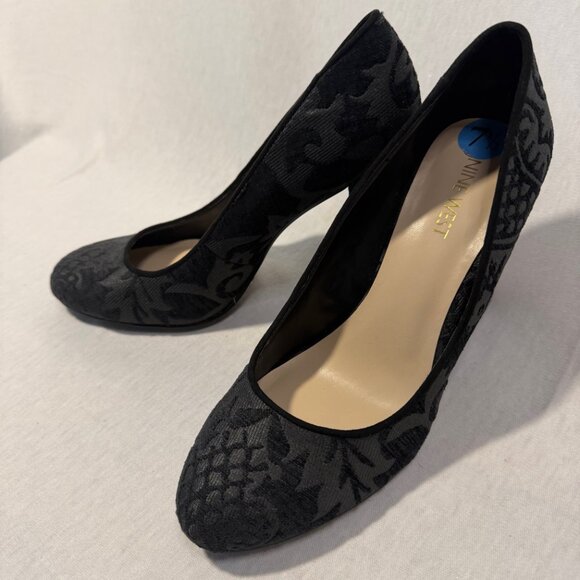 Nine West Heels 7.5 Navy Floral Block Heel Pumps Dress Party Career - Picture 2 of 7